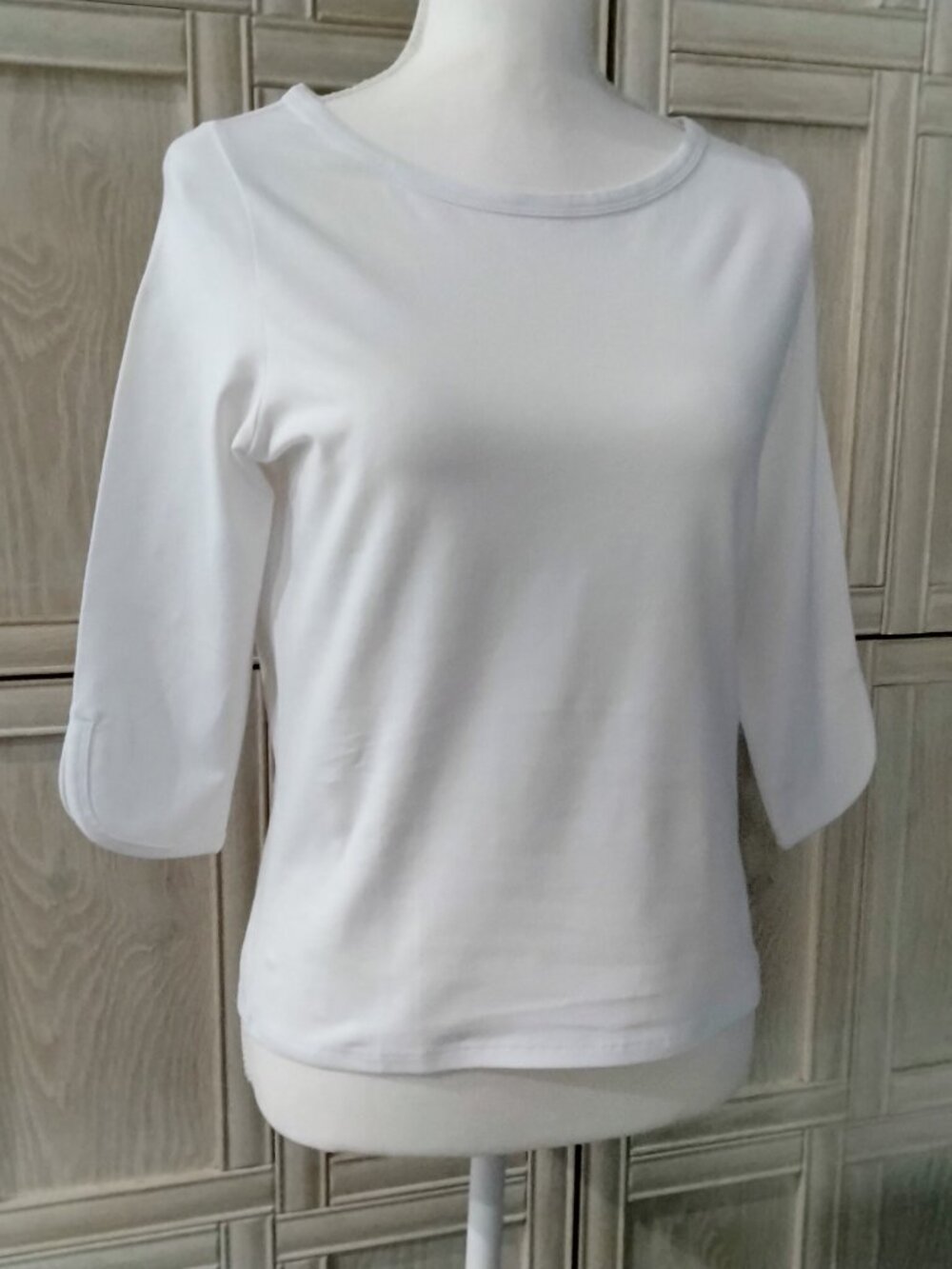 Neiman Marcus Tee Shirt, Size M, White, ¾  Sleeve, NWOT